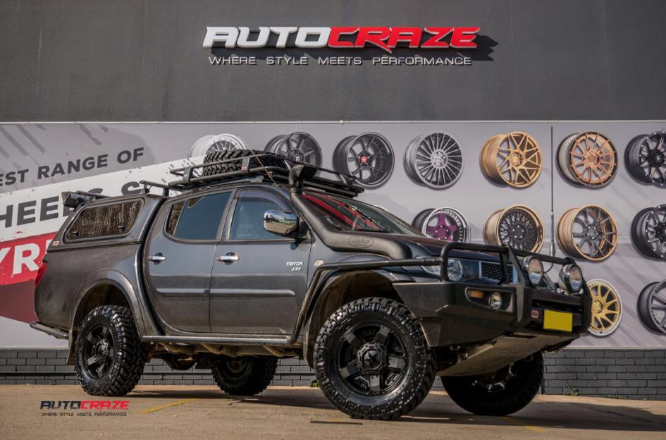 MITSUBISHI TRITON ROCKSTAR XD 2 MATTE BLACK